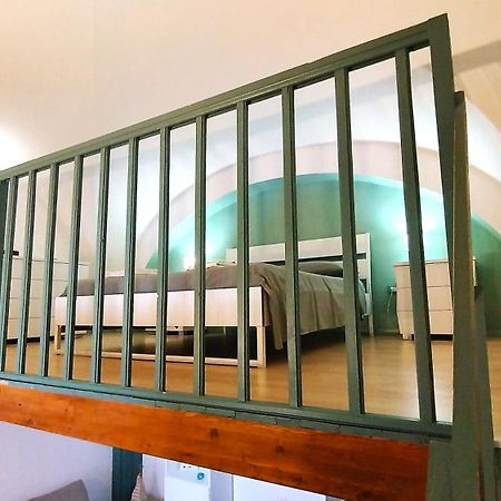 The Wooden Loft - Bari Centro Apartment ภายนอก รูปภาพ